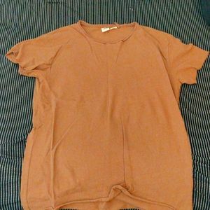 (M) Urban Outfitters rough edges tee
